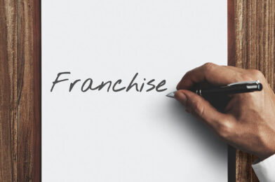 Pros and Cons of Buying an Existing Franchise (Plus Top Picks for 2024!)